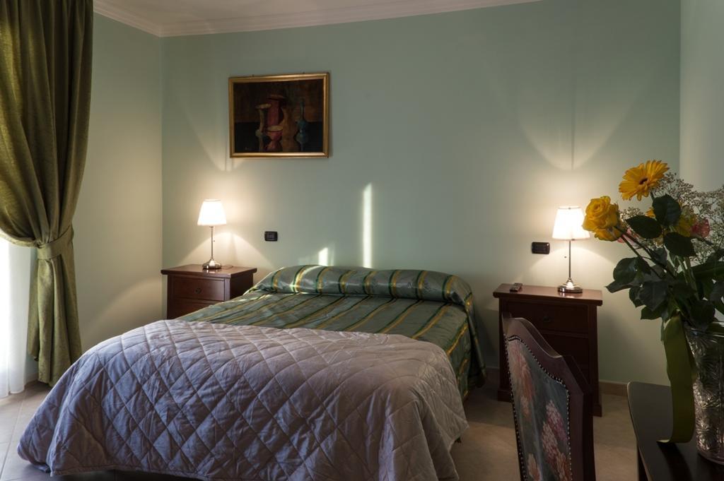 Bed And Breakfast Ocare ซานเจมินี ห้อง รูปภาพ